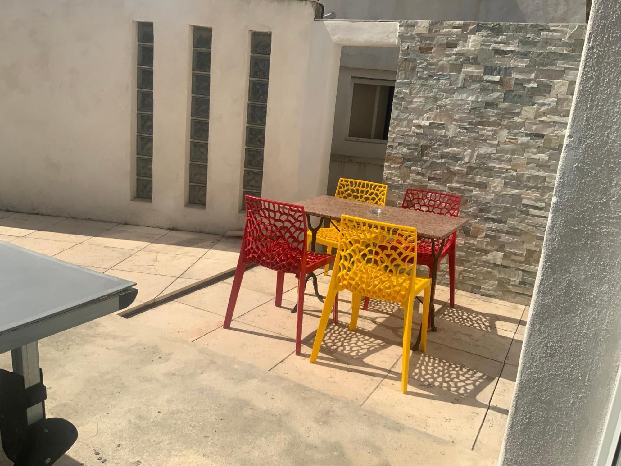 Pour 4 Face A La Piscine Daire Marsilya Dış mekan fotoğraf